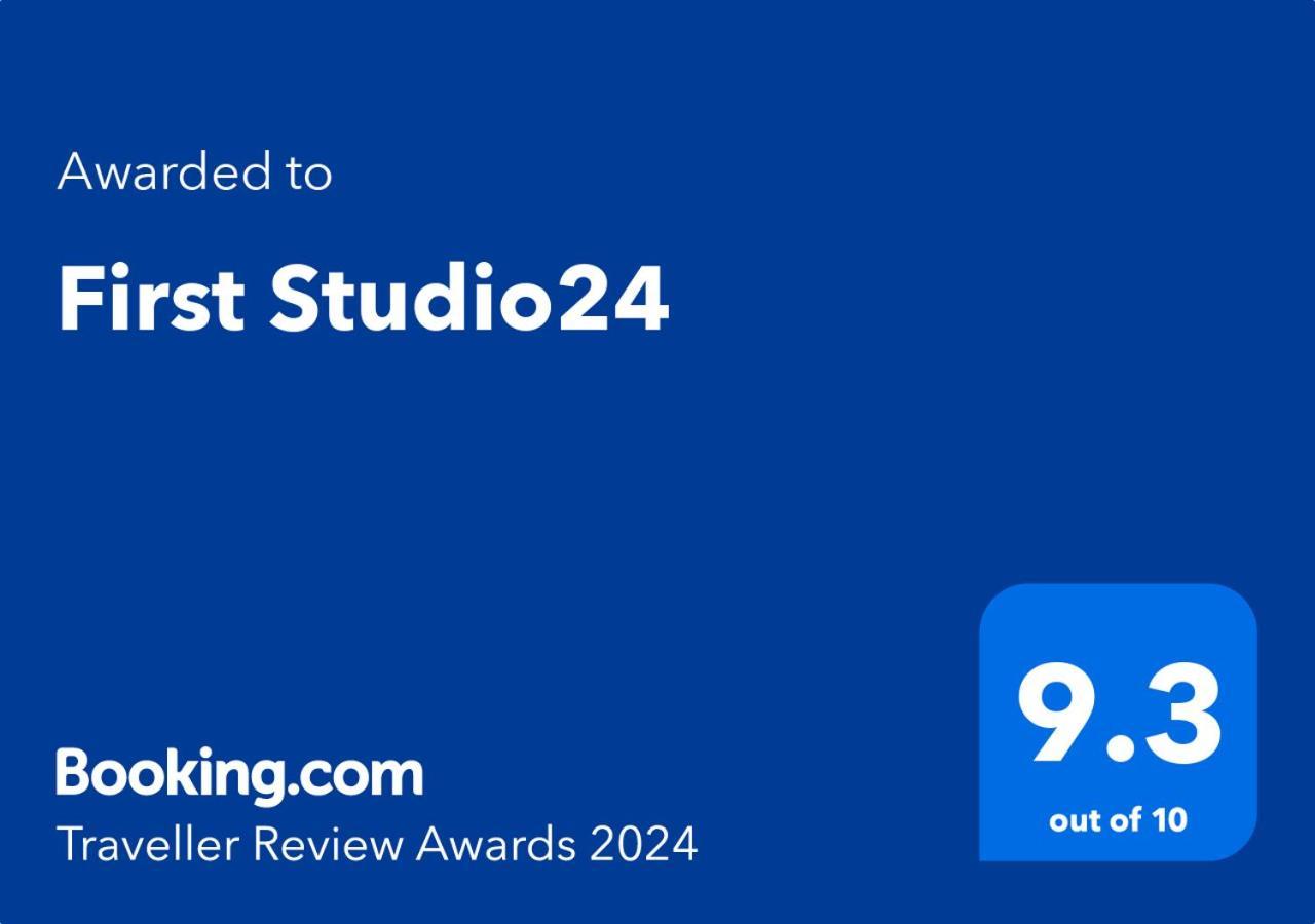 First Studio24 Braşov Exterior foto